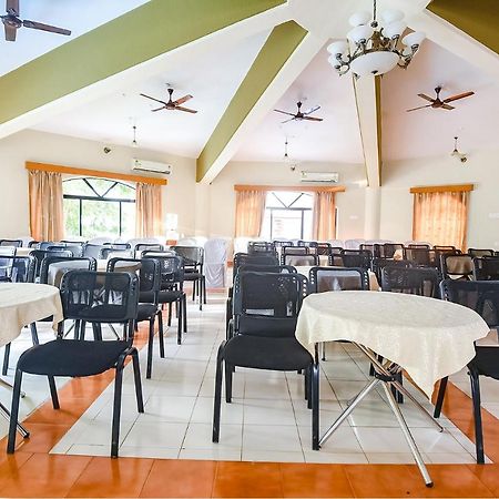 Fabhotel Prime Tanjo Highland With Pool - 500M From Calangute Beach 칸돌림 외부 사진