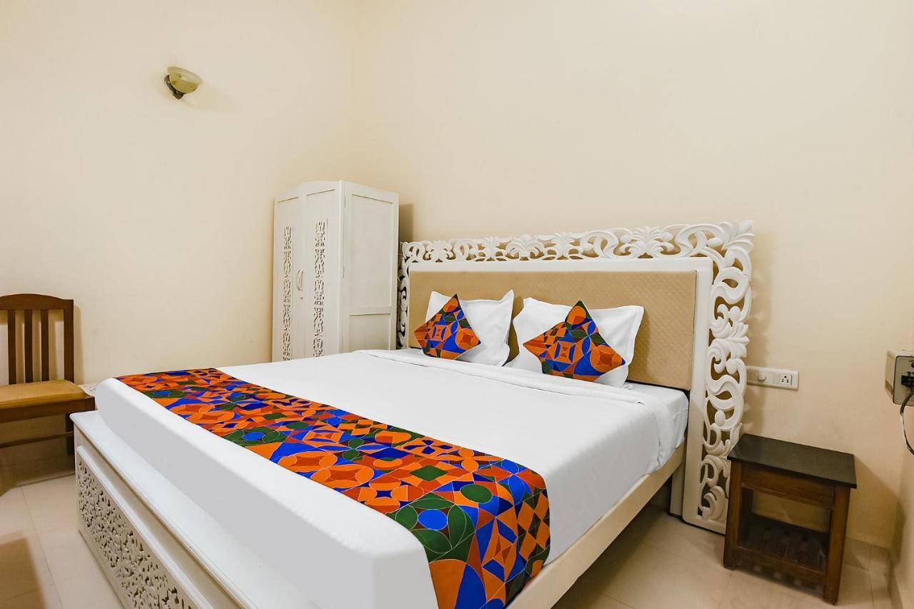 Fabhotel Prime Tanjo Highland With Pool - 500M From Calangute Beach 칸돌림 외부 사진